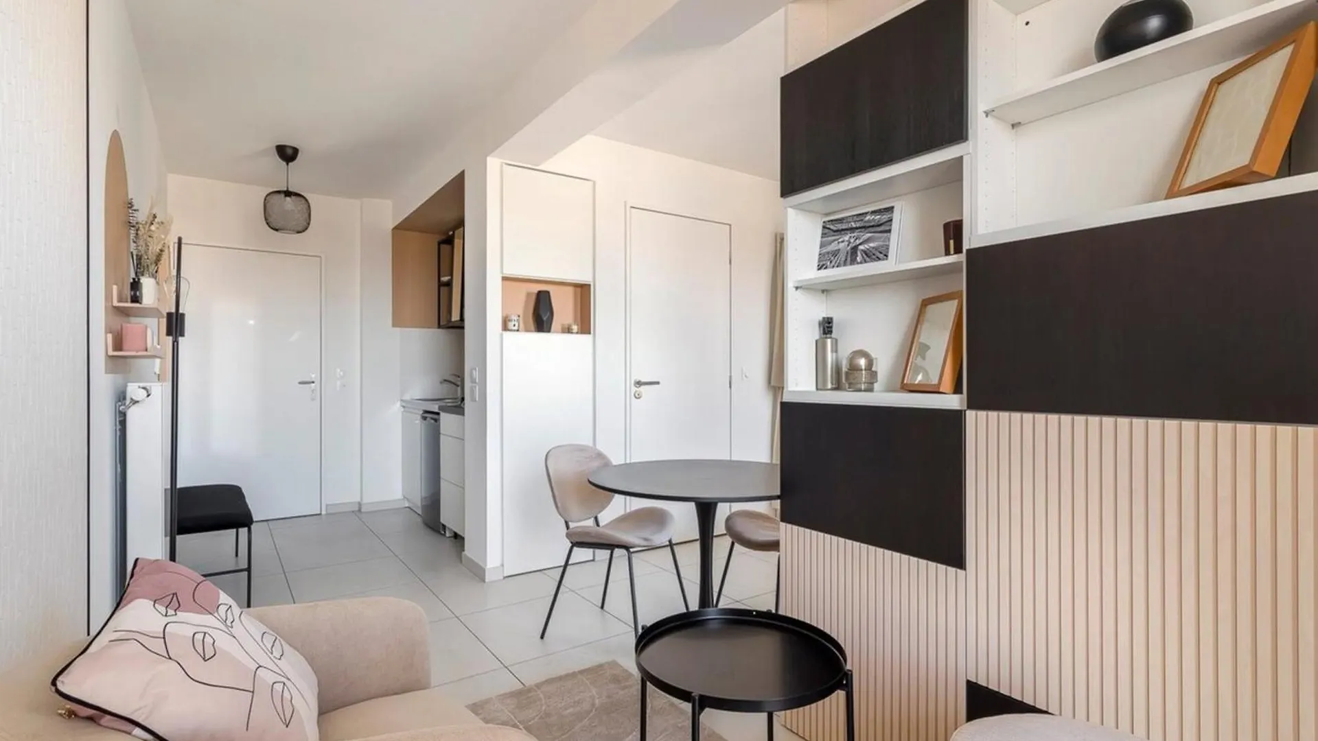 Le 13Eme Etage - Lafayette Lyon 3 Apartment 0*,  France