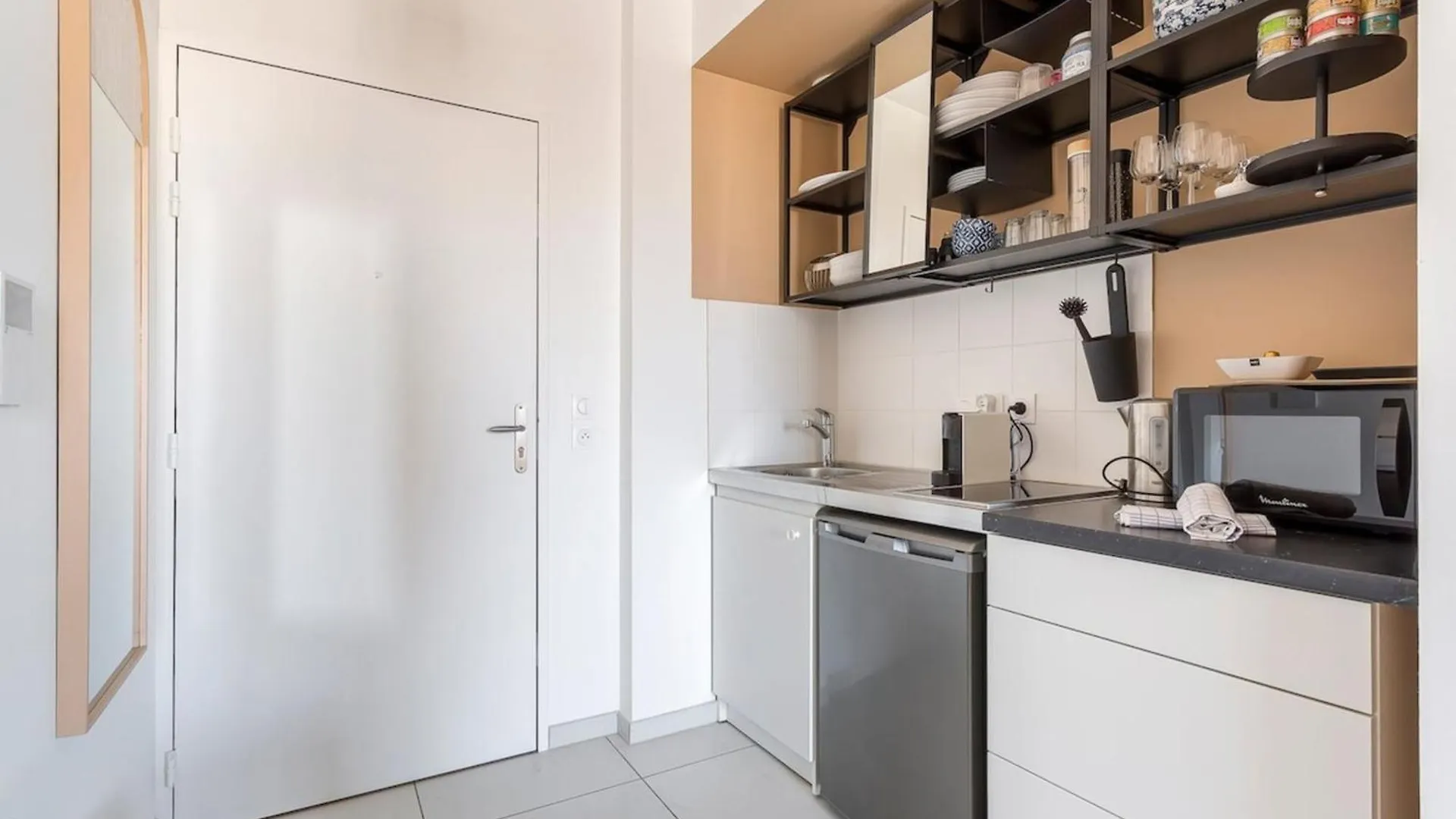 Le 13Eme Etage - Lafayette Lyon 3 Apartment 0*,